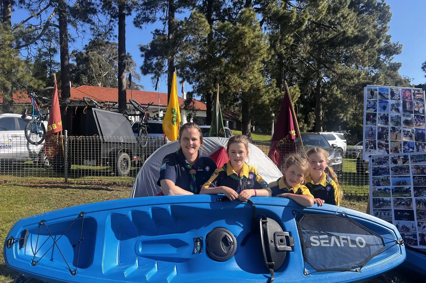PADDLE PALS: Anita Roach (left) with Hazel, Tessa and Aulay of Beechworth Scouts. PHOTOS: Luke Sutton\\n