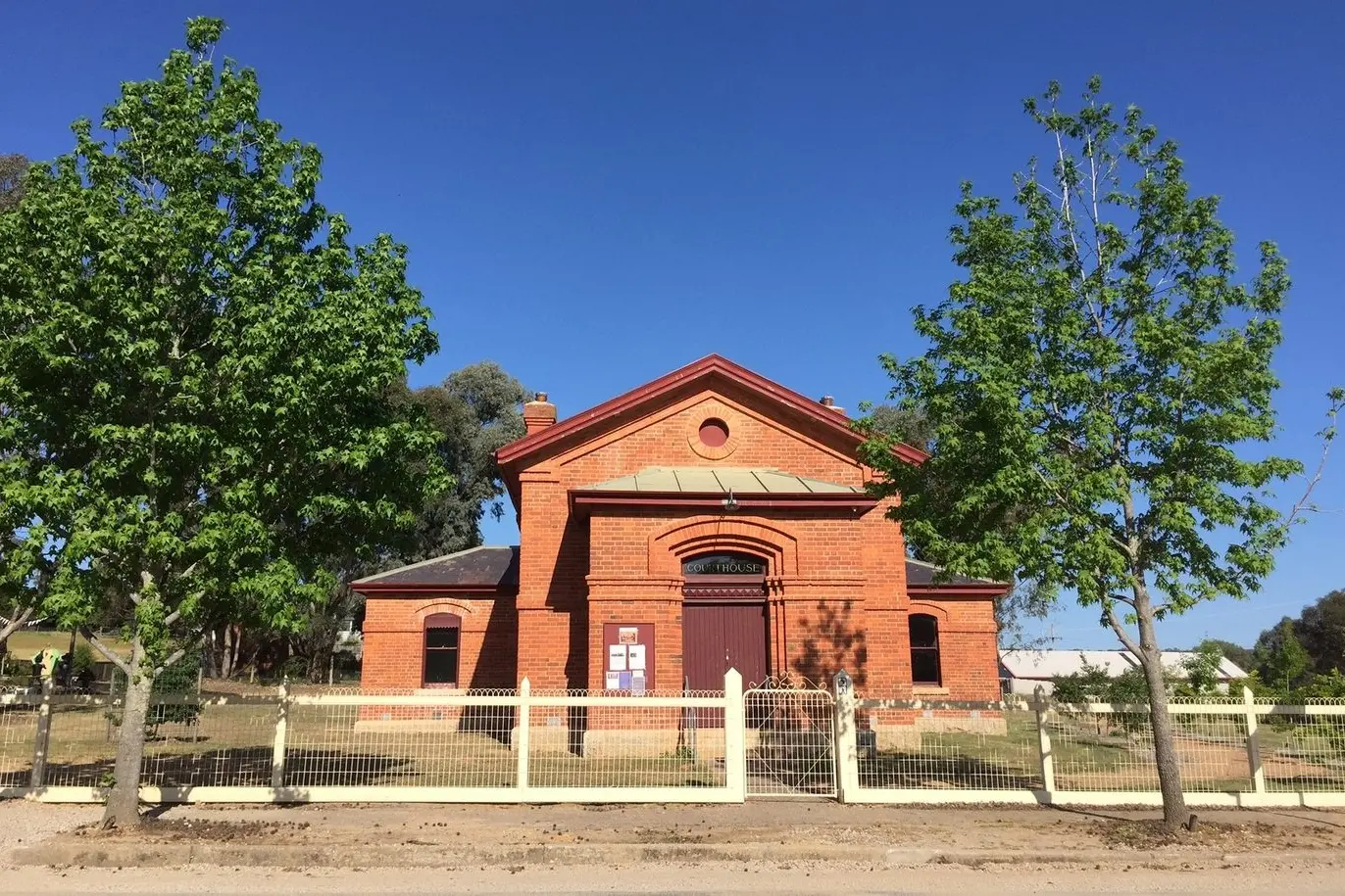 HISTORICAL VENUE: Local artwork will be on show at the Old Chiltern Courthouse next weekend with the opening on Friday night November 1