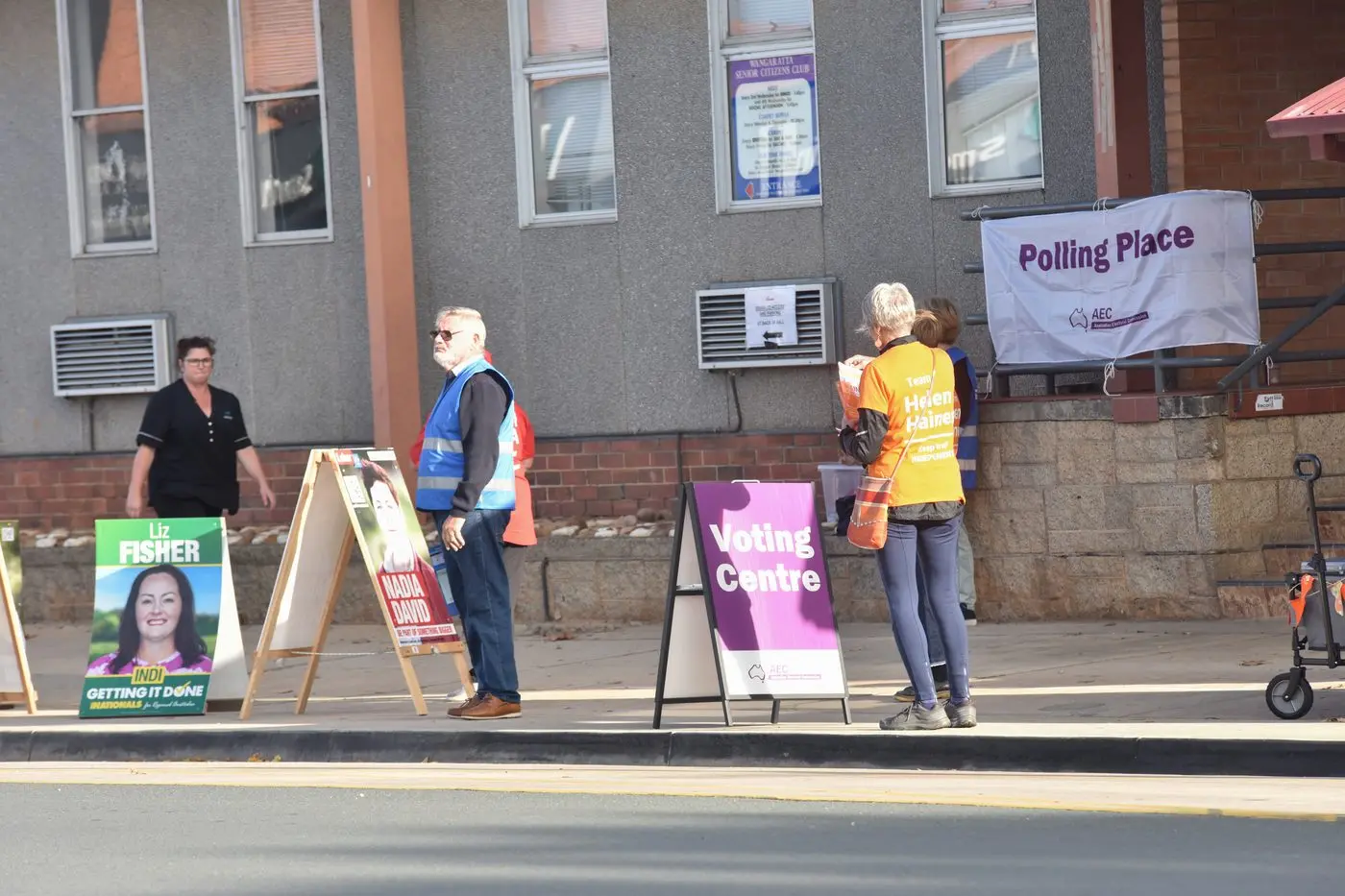 CAST YOUR VOTE: Almost a third of eligible Indi residents had voted early by Tuesday, beating the national average. PHOTO: Kurt Hickling Id:25034