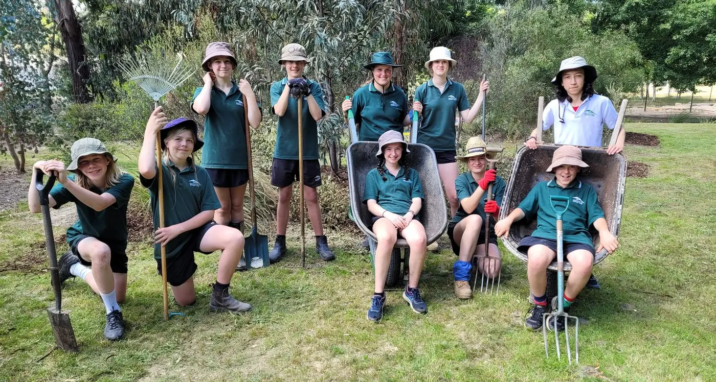 Community bands together