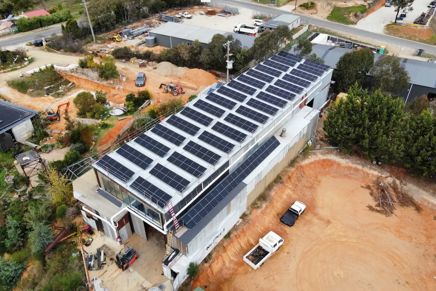THE POWER OF COMMUNITY: The community battery project now powers more than 200 homes in Yackandandah. Id:35528