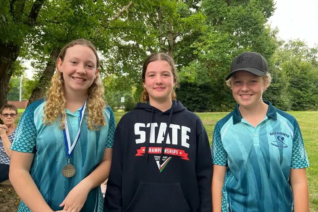 NEW LEADERS: Beechworth Swimming Club captain Jade Lawrence (left) with vice captains Jasmine Horne and Evie Sandow. PHOTO: Beechworth Swimming Club. Id:39355
