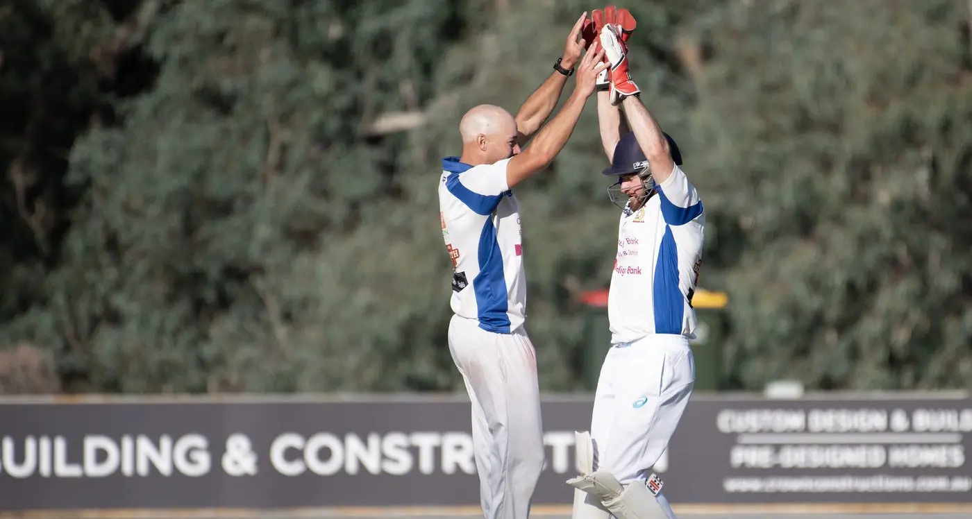 A grade Wanderers skittle out, C grade into big dance