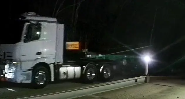 Shipping container with $25,000 worth of goods stolen in Beechworth