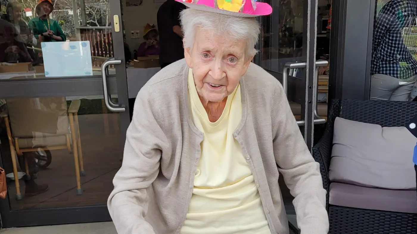 Aged care residents dig in for healthy lifestyle