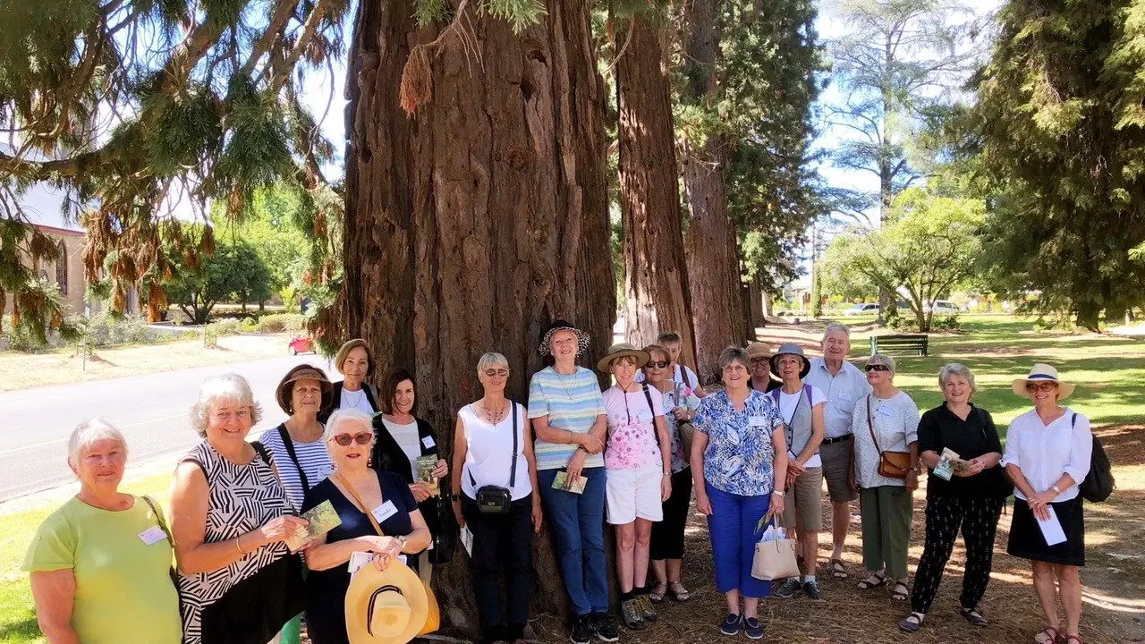 Choir sings 'Dig into Beechworth' festival start