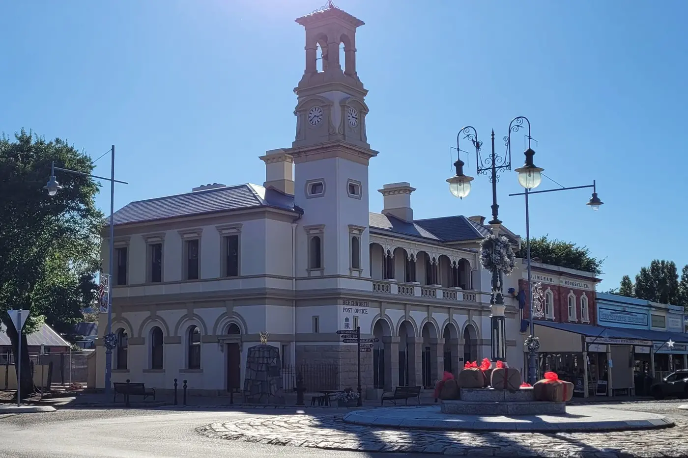 IN THE SPIRIT: A number of large Christmas \\'gifts\\' adorning Beechworth\\'s Ford and Camp street roundabout were reportedly stolen over the festive season. PHOTO: Coral Cooksley