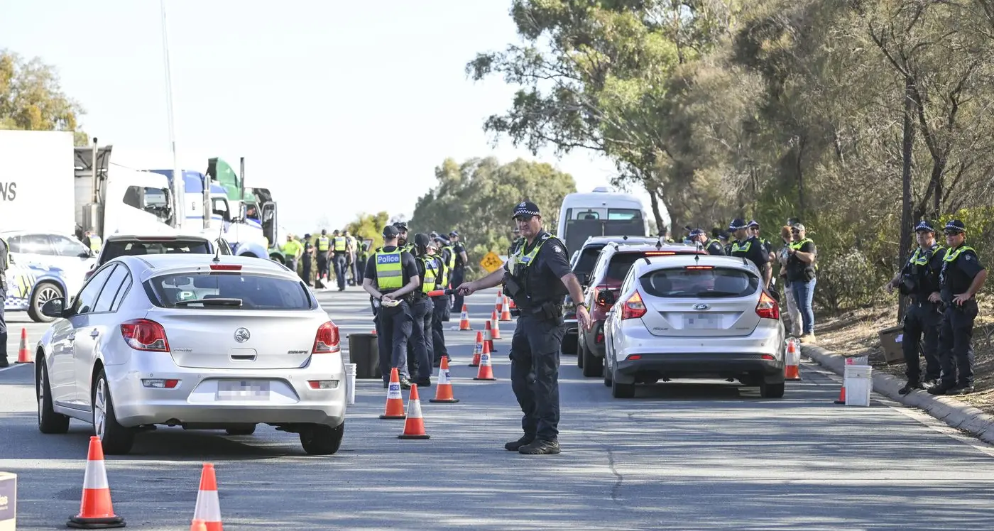 Police express “extreme disappointment” following huge freeway operation