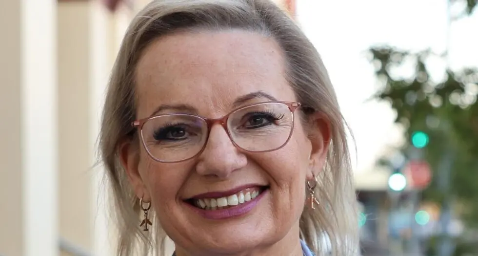 Ley voted in as first female Liberal leader