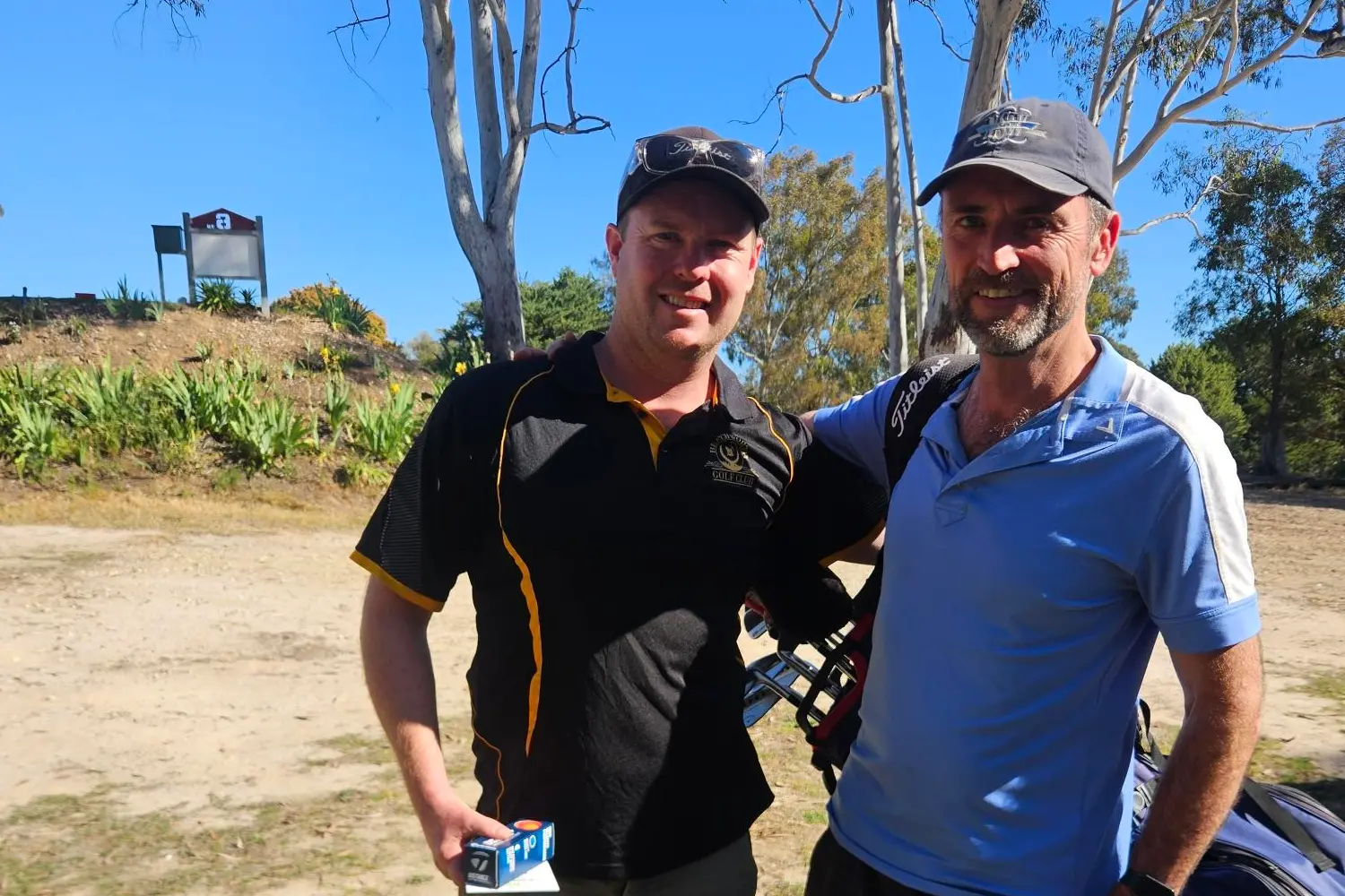 <p>HAPPY WINNERS: Jackson Wells and Andrew Field with their prizes from impressive outings at Yackandandah\\'s Men\\'s Tournament last Sunday.</p>\\n