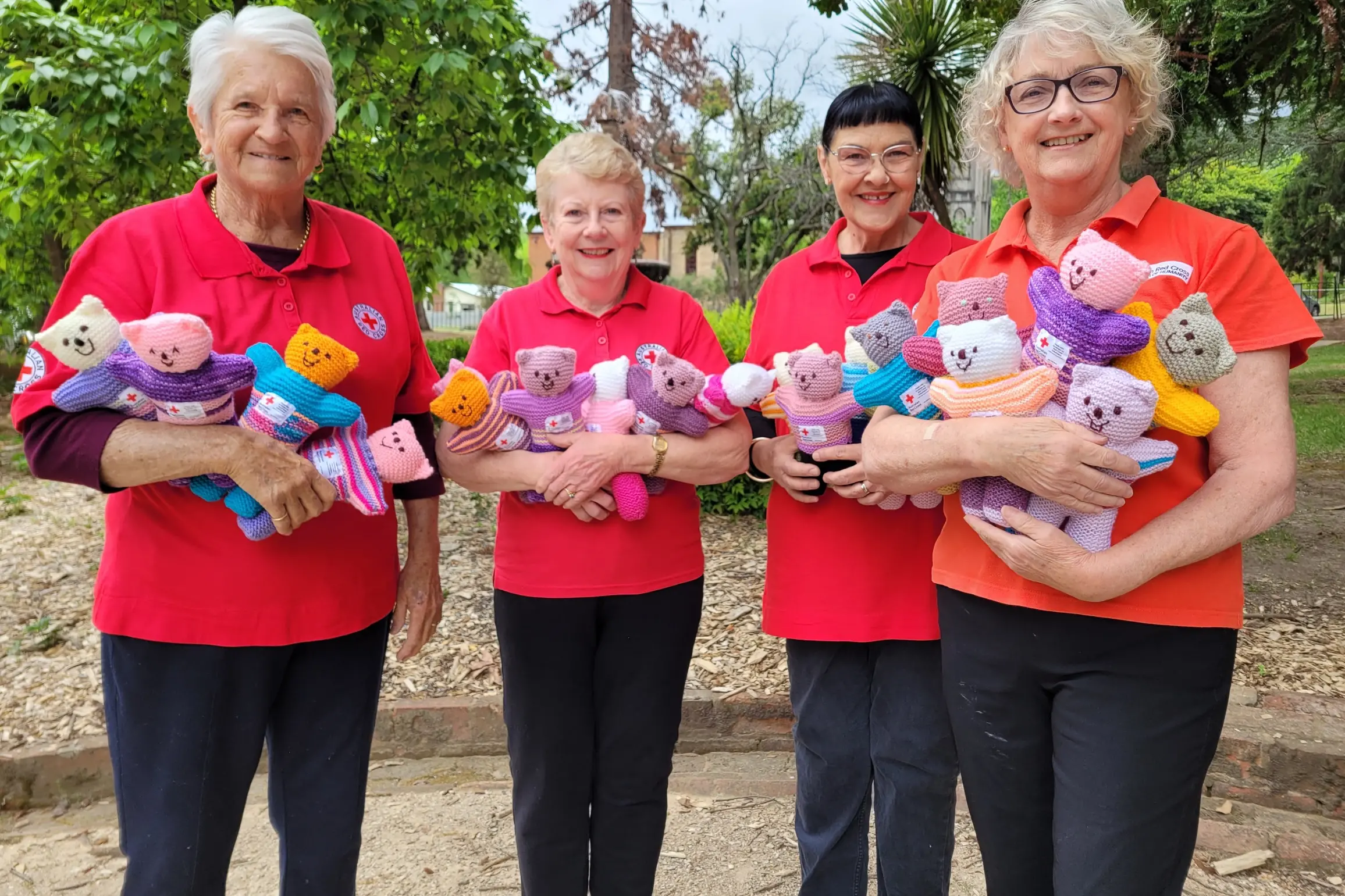 <p>PASSIONATE VOLUNTEERS: Beechworth Red Cross members Helen McIntosh (left), Julia Smith (chair), Helen Roberson and Marlene Costello with armfuls of trauma teddies. PHOTOS: Coral Cooksley</p>\\n