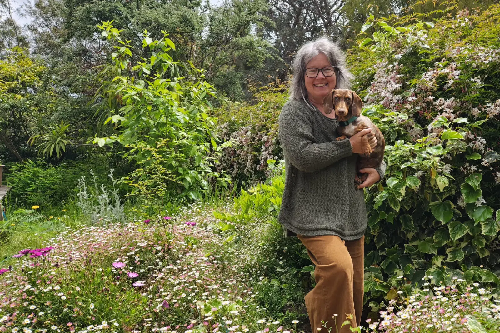 <p>GARDEN LOVER: Beechworth\\u2019s Kim Haebich loves pottering around her garden, planting something new, or getting lost in garden design ideas. </p>\\n