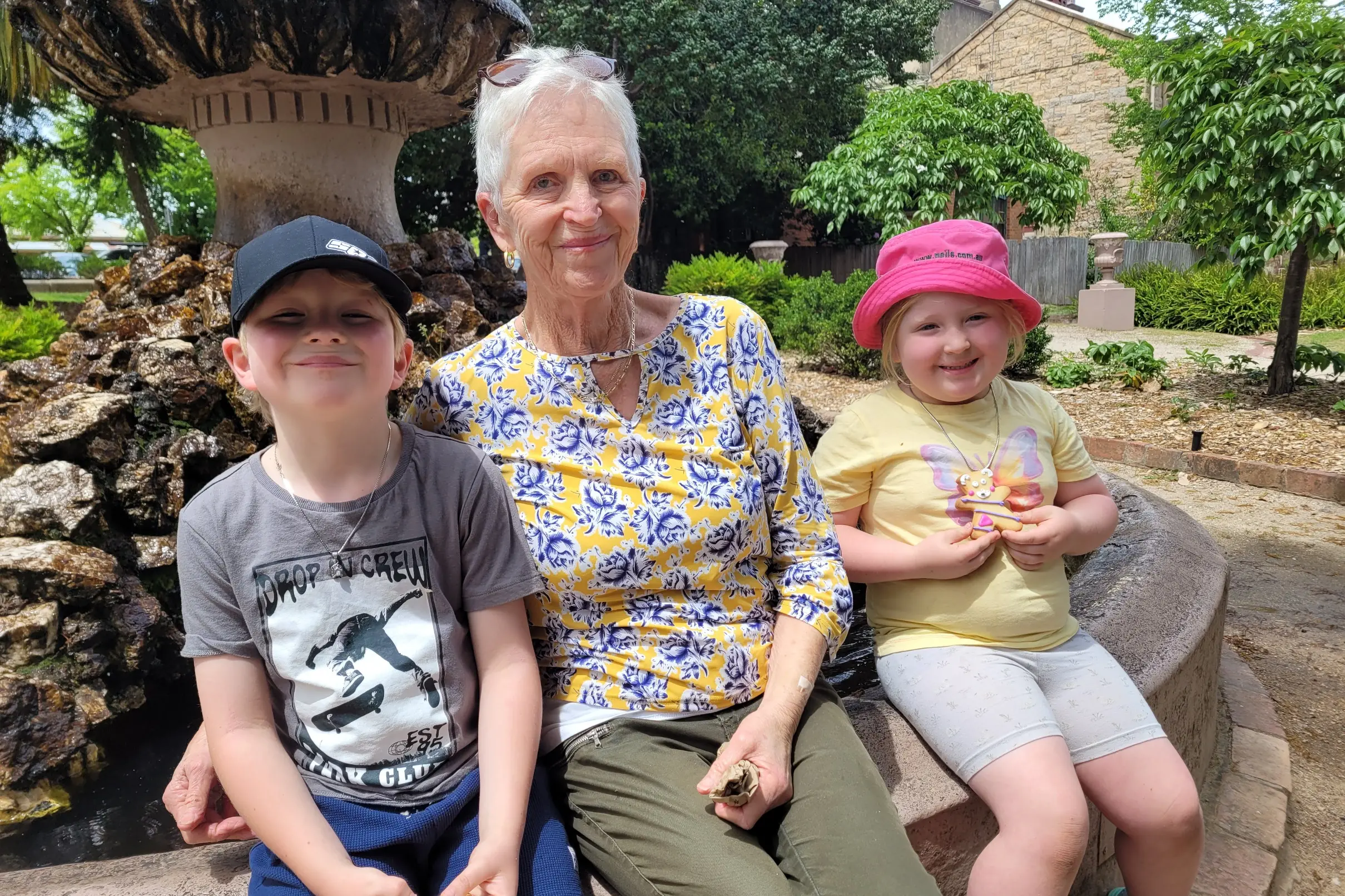 <p>CELEBRATED: Beechworth\\u2019s Margaret Harms \\u2013 a local Red Cross volunteer too \\u2013 with her grandchildren seven-year-old Xavier and five-year-old Willow who all had a great time at the teddy bear picnic on Saturday. PHOTO: Coral Cooksley </p>\\n