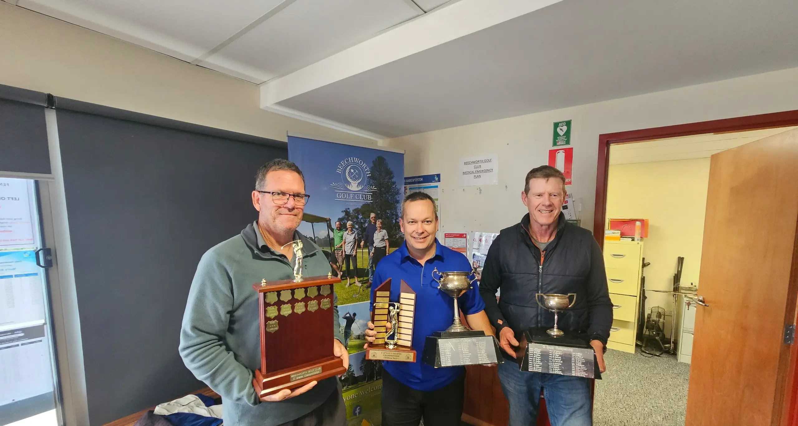 Sanders sweeps the field for club championship