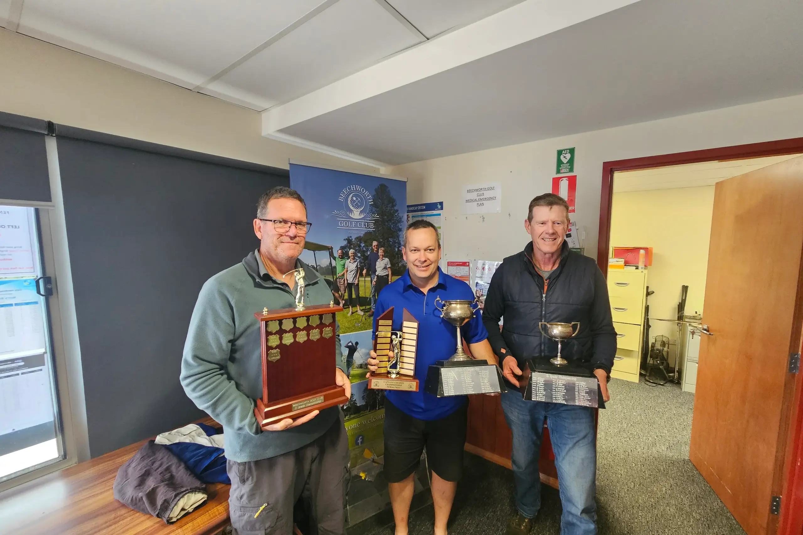 <p>CLUB CHAMPS: Dave Lang (left, C grade), Vaughan Saunders (Club champion and handicap champion) and Graeme Cordy (B grade) took out top honours after three rounds of the Beechworth Golf Club Men\\'s Club Championships. </p>\\n