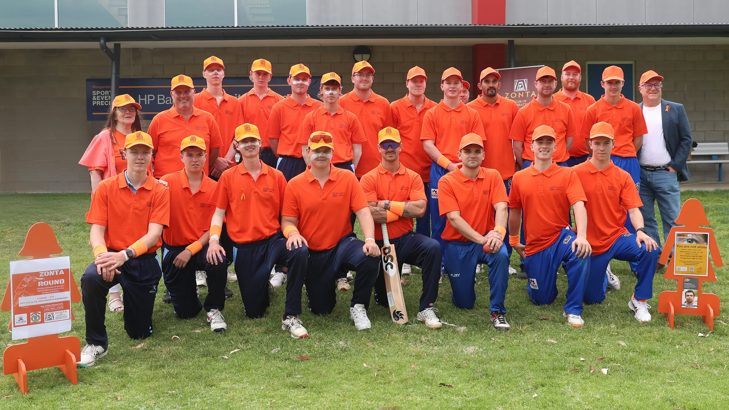 Wanderers coast in Colts chase