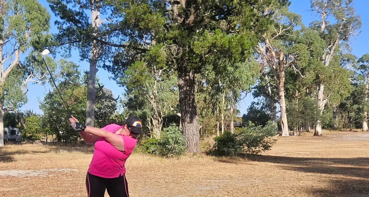 Chip-ins galore at twilight golf
