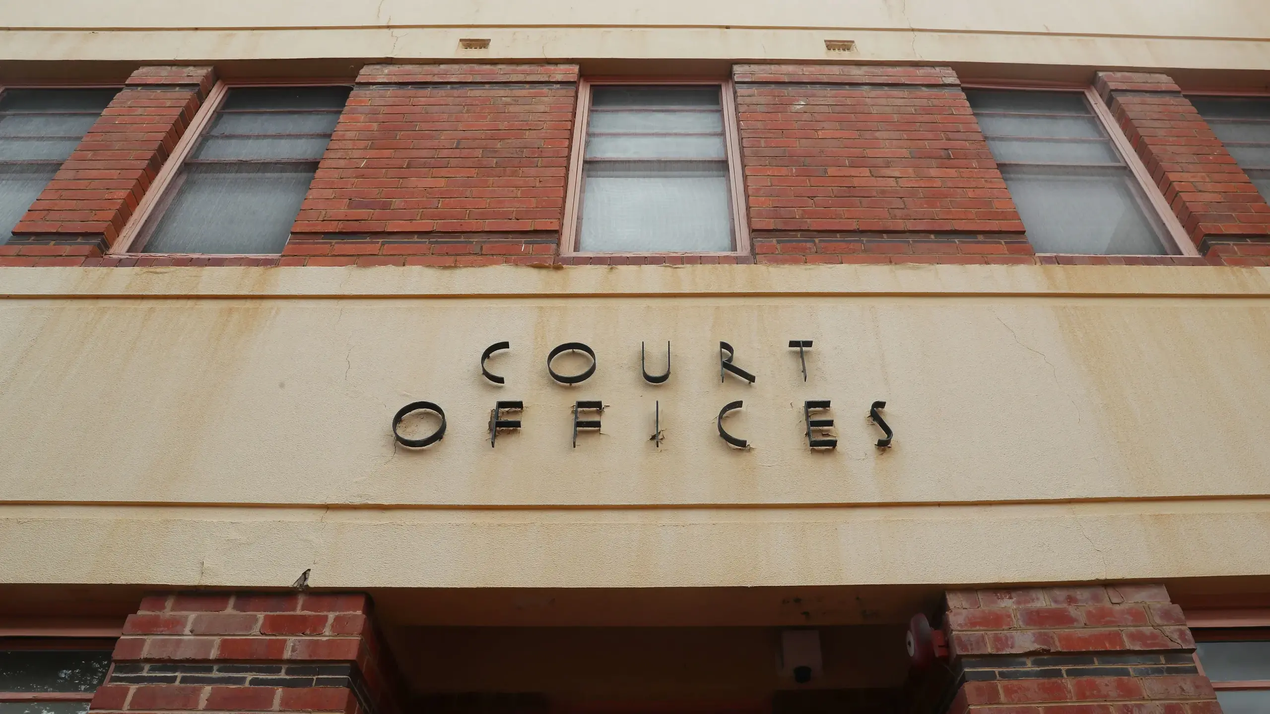 Wodonga man admits to 191km/h collision and Wangaratta hotel drug trafficking
