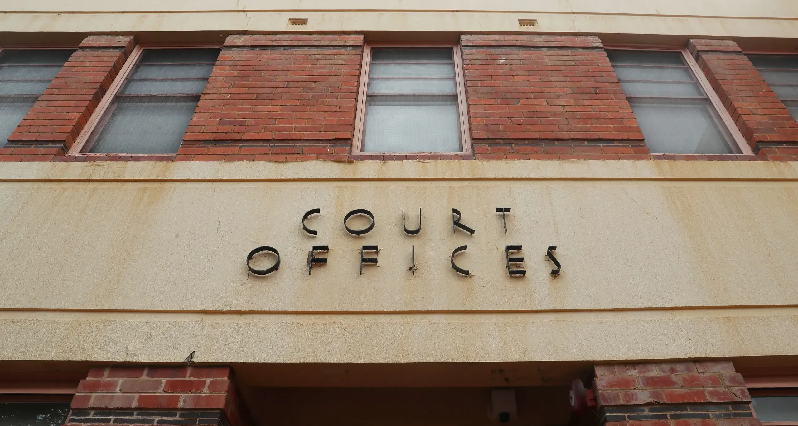 Wodonga man admits to 191km/h collision and Wangaratta hotel drug trafficking