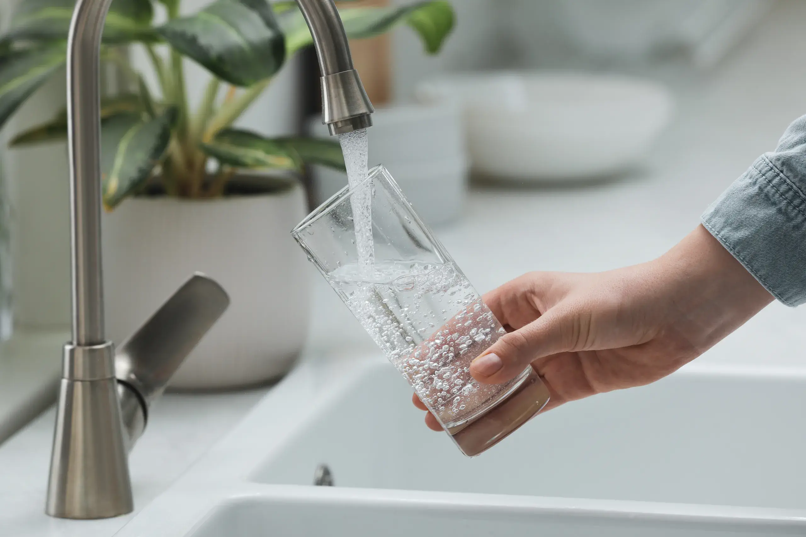 <p>TURN OFF THE TAP: Yackandandah residents are encouraged to voluntarily reduce household water use as dry weather and increased summer demand place pressure on the town\\u2019s water supply. PHOTO: AdobeStock/New Africa </p>\\n