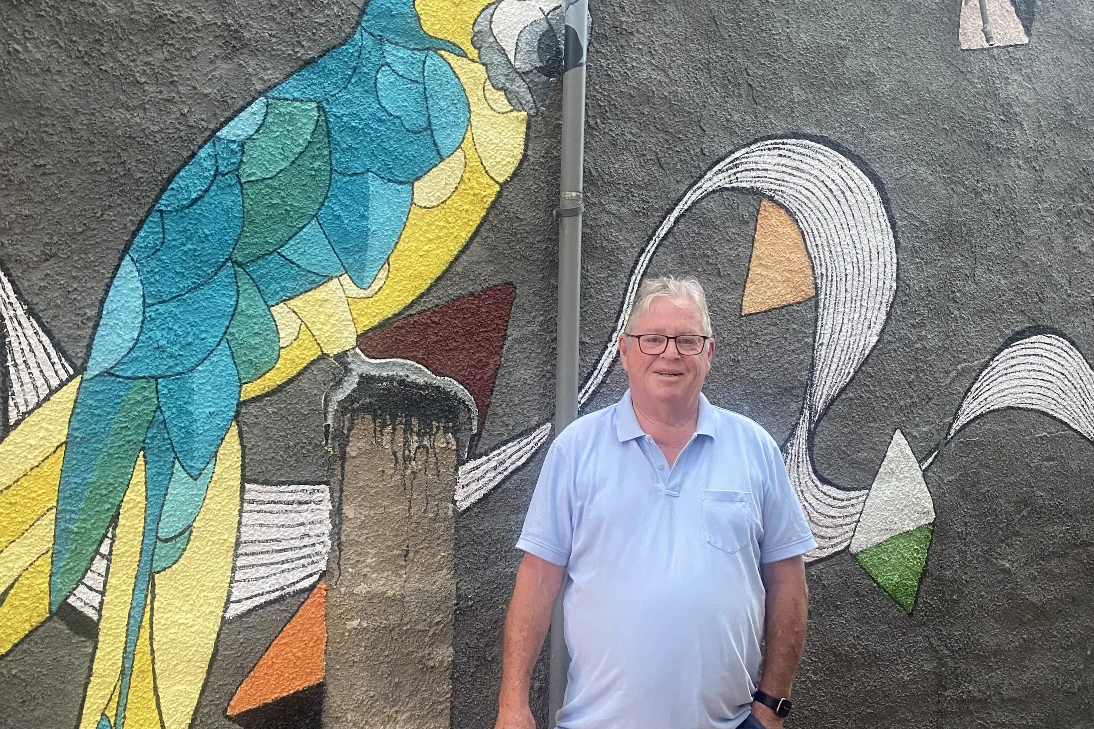 <p>TOWN PASSIONATE: Rutherglen\\u2019s Peter Fursdon enjoys living in a progressive town with a great community, tremendous age care facilities, wonderful schools and sporting facilities</p>\\n