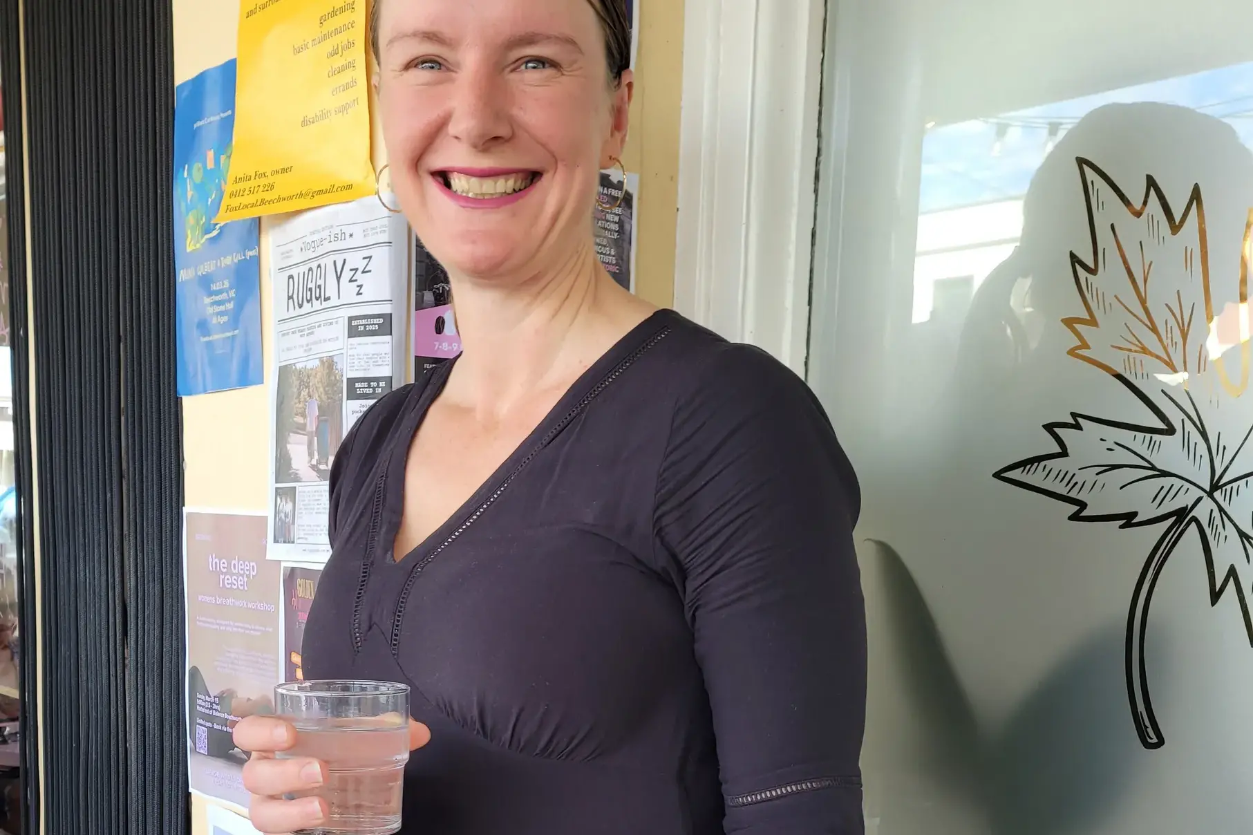 <p>HAPPY VOLUNTEER: Beechworth\\u2019s Kelly Clarkson enjoys giving a helping hand being on the Golden Horseshoes committee. PHOTO: Coral Cooksley </p>\\n