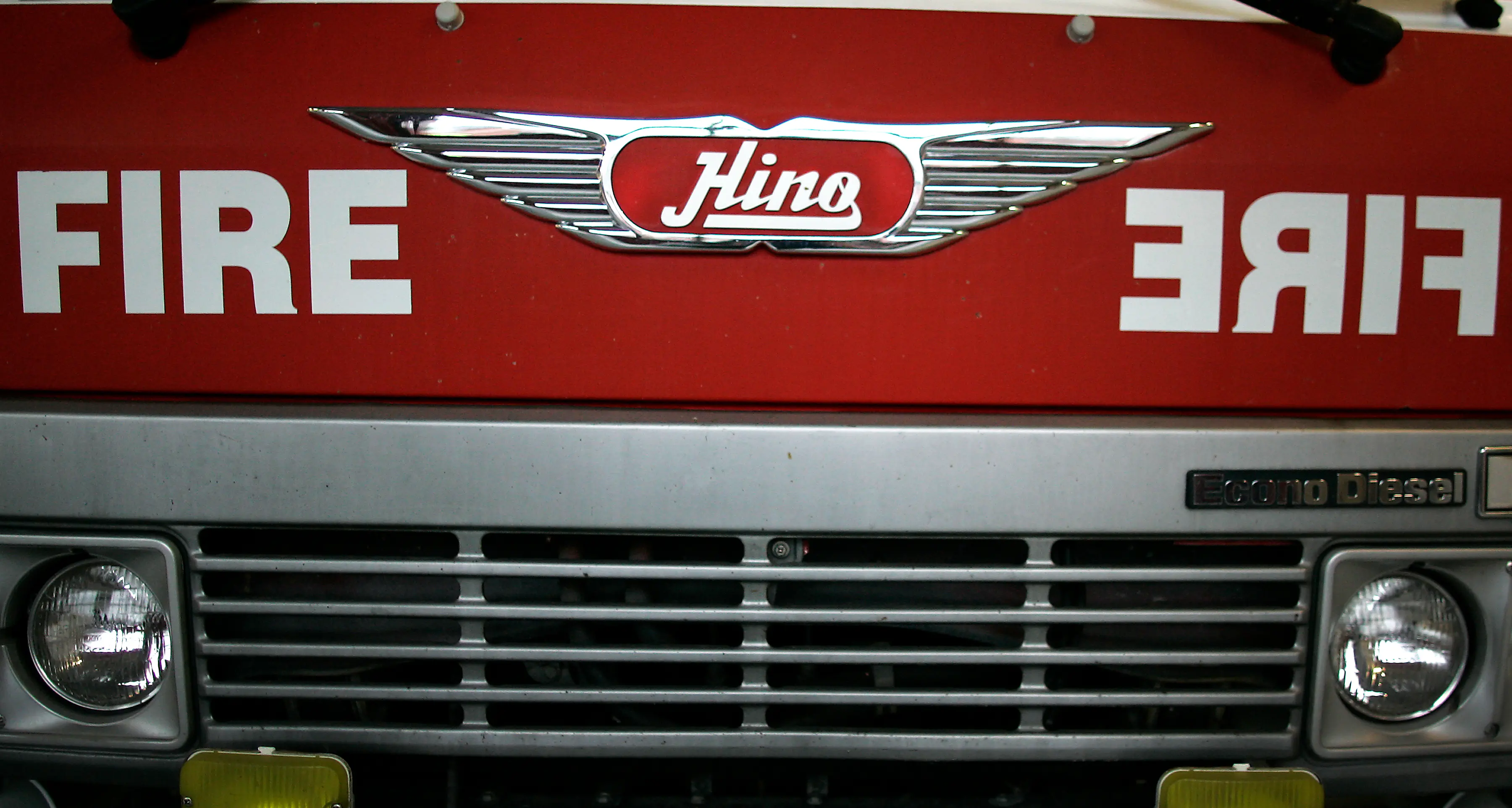 Car fuel tank catches fire on freeway