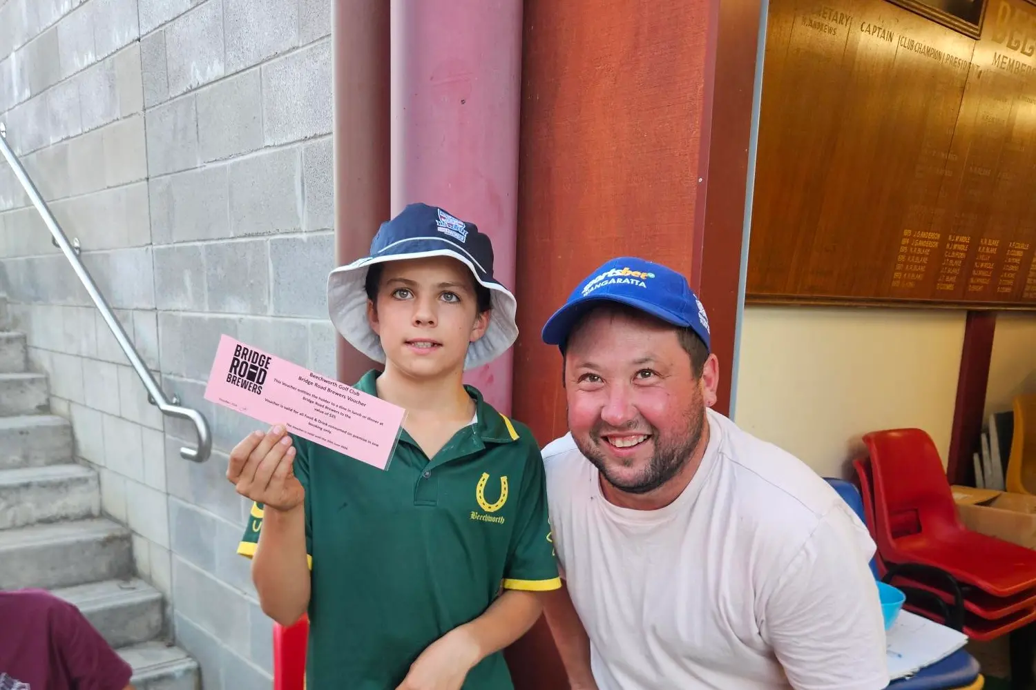 <p>TWILIGHT WINNERS: Junior Kayden Ross was runner up at Beechworth\\'s Golf Club\\'s weekly twilight competition to winner Dylan Pool last Thursday night.</p>\\n