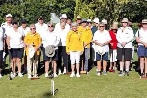 <p>STRONG TURNOUT: Beechworth Croquet Club hosted a successful social day last Saturday. </p>\\n