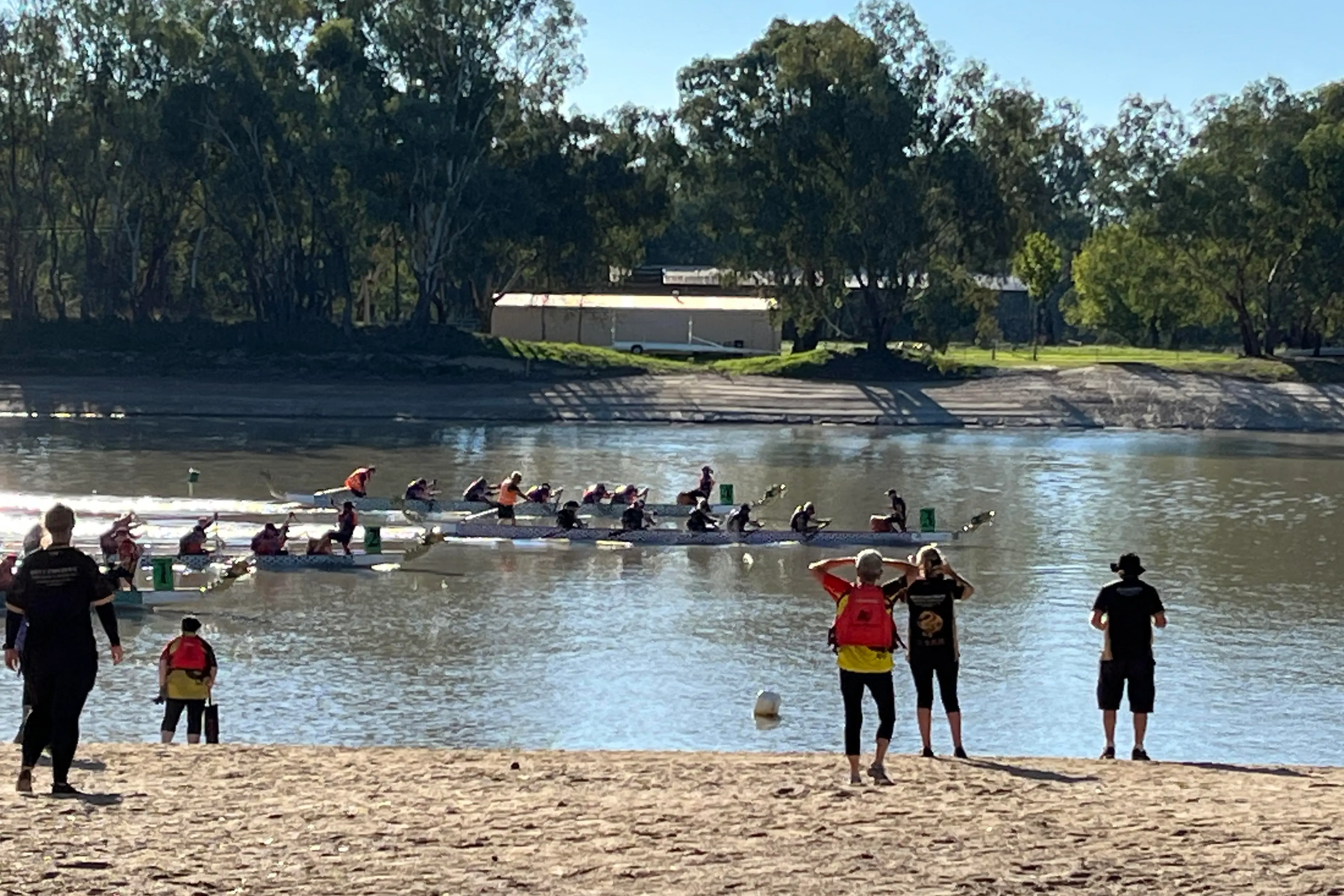 <p>PADDLED HARD: Golden Serpents Dragon Boat Club crews paddled hard achieving the club\\u2019s best result in last weekend\\u2019s Victorian state championships held at Gateway Lakes in Wodonga. </p>\\n