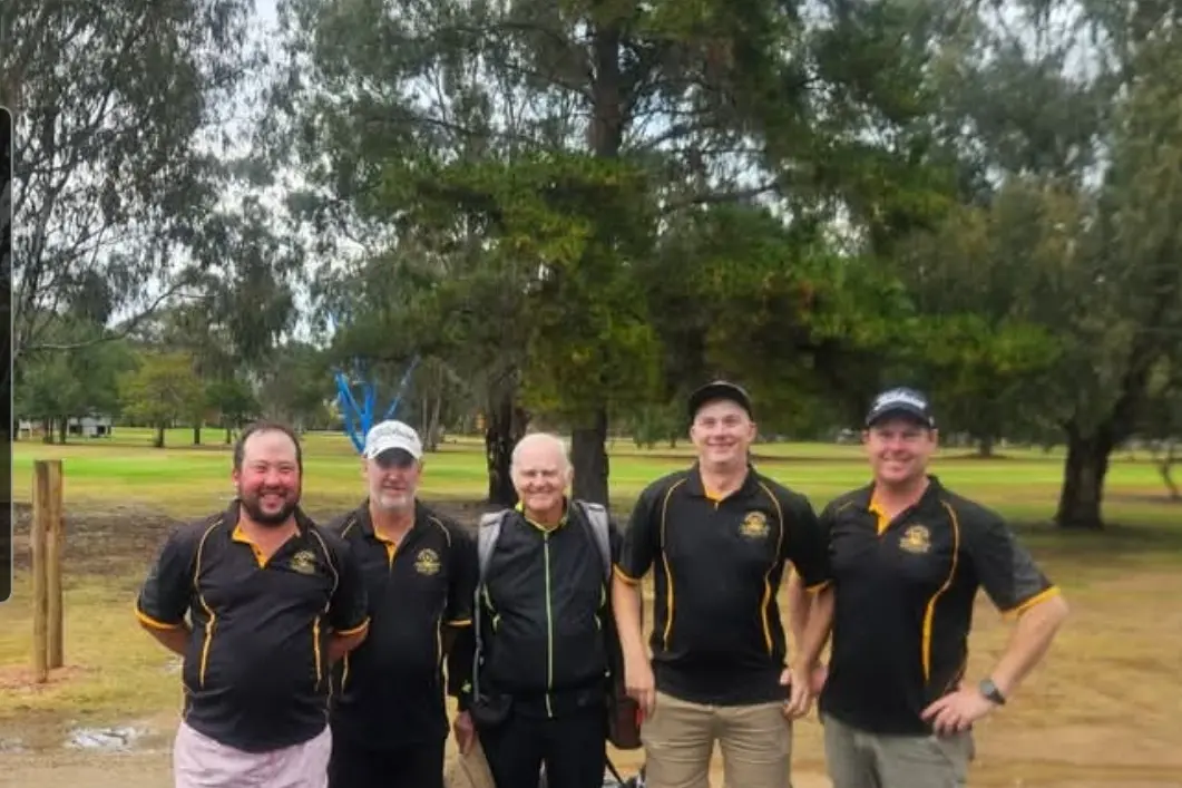<p>A GREAT EFFORT: Beechworth Golf Club\\'s section two pennant side in Wangaratta, Dylan Pool (left), Darren Edwards, Zane Howard, Jacob Howard and Jackson Wells. </p>\\n