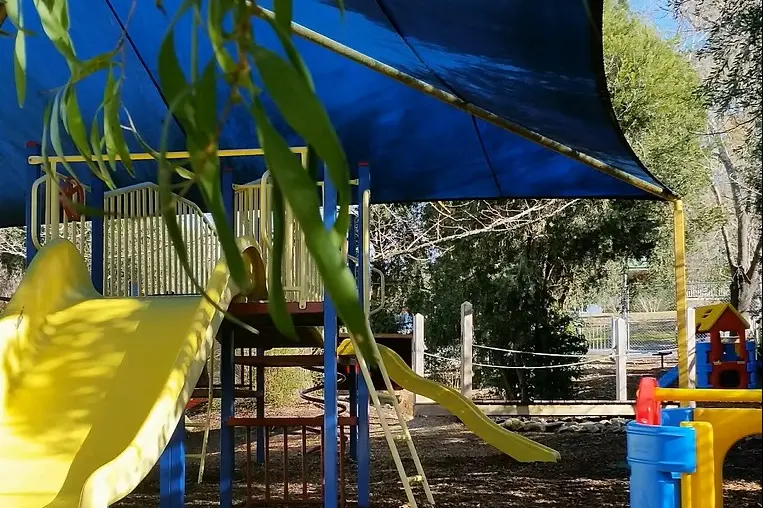 <p>MILESTONE CELEBRATED: Yackandandah Kindergarten next week celebrates five decades honouring the past, celebrating the resent and inspiring the future. </p>\\n