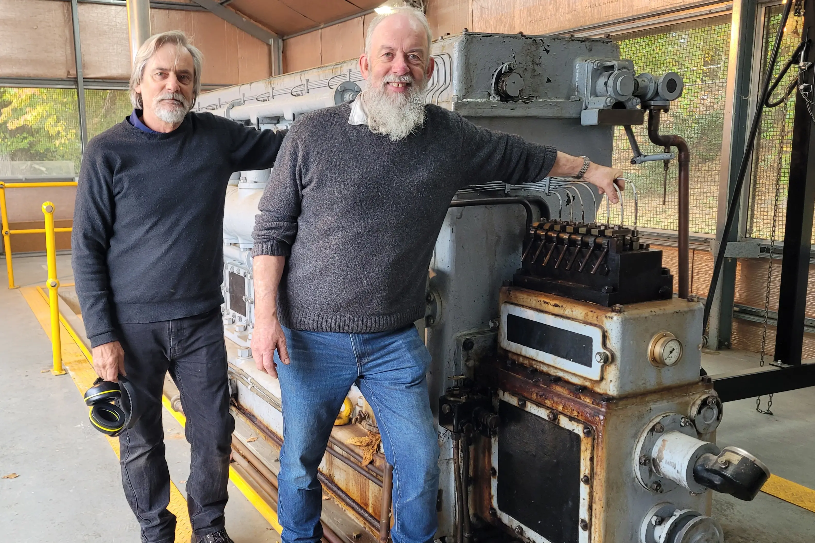 <p>EXCITED: Beechworth Old Cranks Motor Club members Rod Clark (left) and Linton Schier started up the Crossley engine at the club\\u2019s recent \\u2018Drive back in Time\\u2019 weekend event. PHOTO: Coral Cooksley</p>\\n