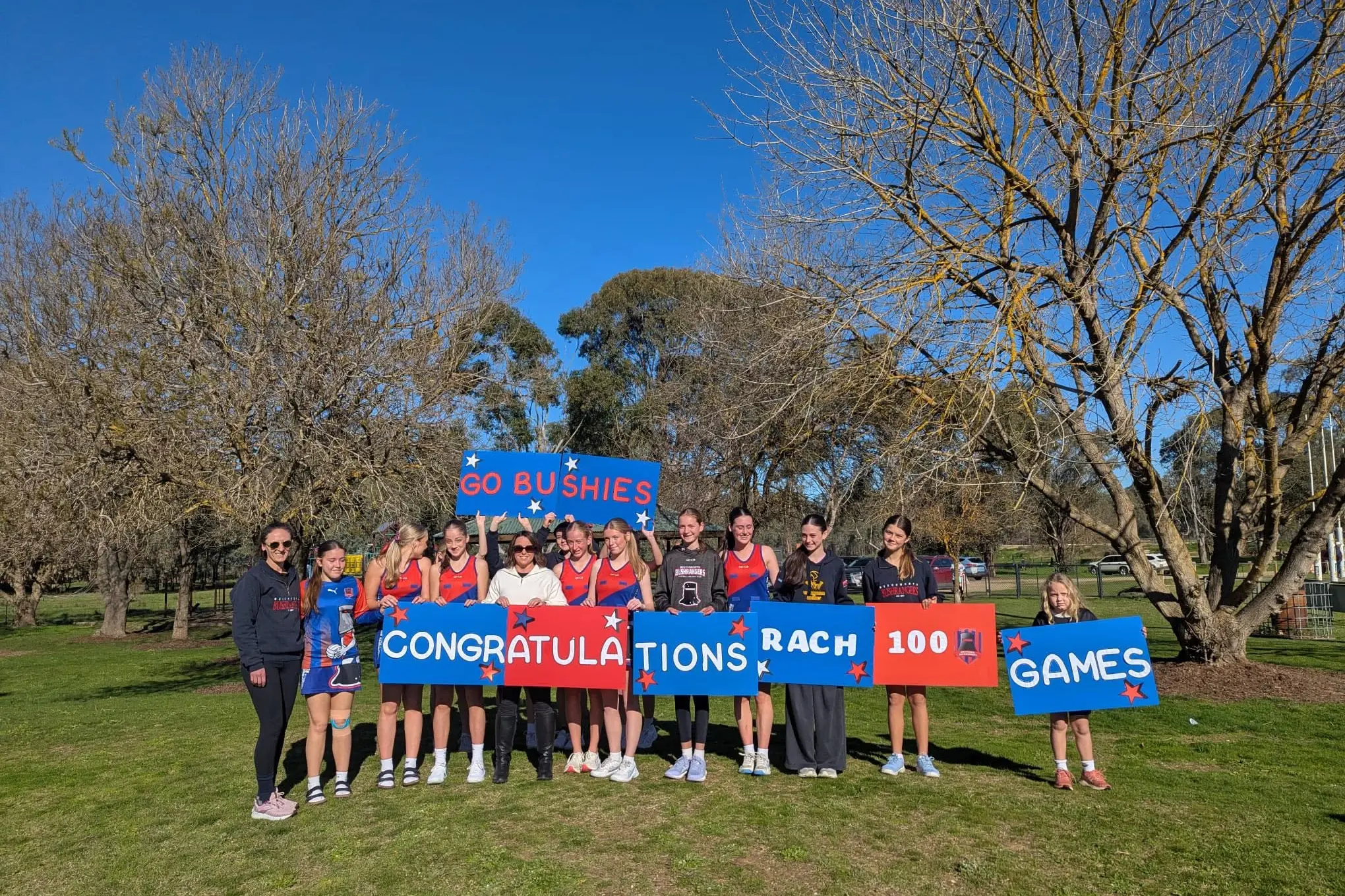 <p>RALLY CRY: Beechworth netballers helped celebrate Rach Cavallin\\'s 100th game at Wahgunyah last Saturday. PHOTO: BFNC</p>\\n