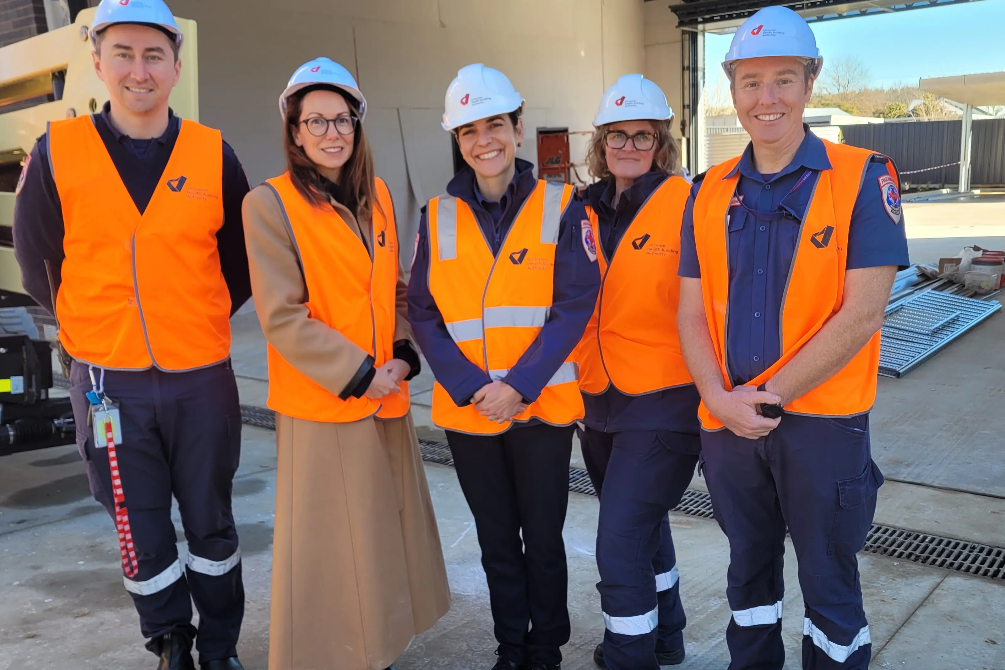 <p>EXCITING DEVELOPMENTS: North East paramedic Matt Metcalf (left), Member for Northern Victoria Jaclyn Symes, Ambulance Victoria acting CEO Tegwyn McManamny with paramedics Peta Owen and Peter Greenal visited the new ambulance building site in Beechworth on Friday, with the station tracking towards an opening later this year. PHOTO: Coral Cooksley</p>\\n