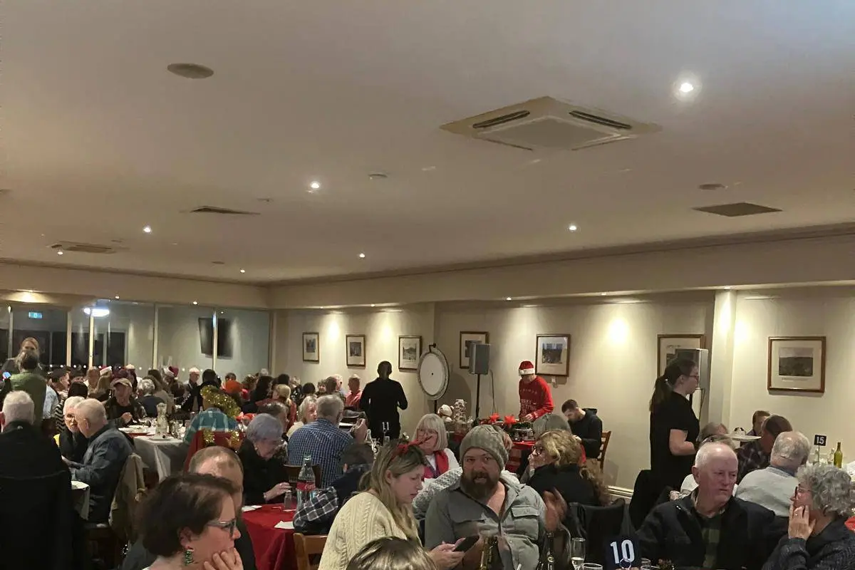 <p>GREAT VIBE: Event goers had a fabulous time at the \\u2018Xmas in July\\u2019 Trivia Night fundraiser for next year\\'s Golden Horseshoes Festival.</p>\\n