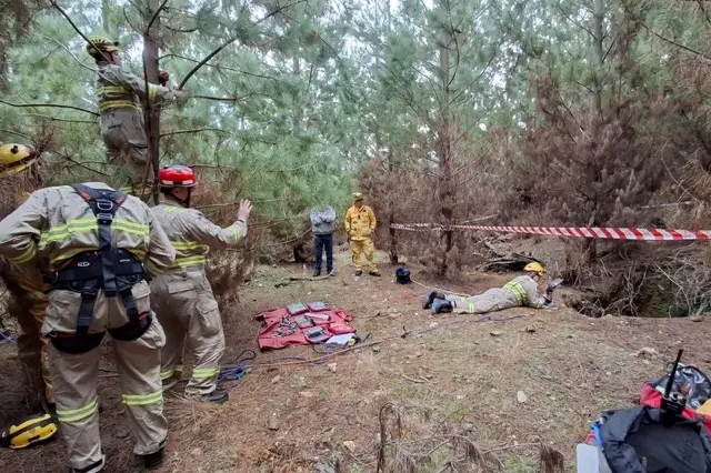 <p>RESCUED: Crews in action to rescue a Jack Russell Terrier on Monday after it became trapped down a mineshaft. PHOTO: Beechworth Fire Brigade.</p>\\n