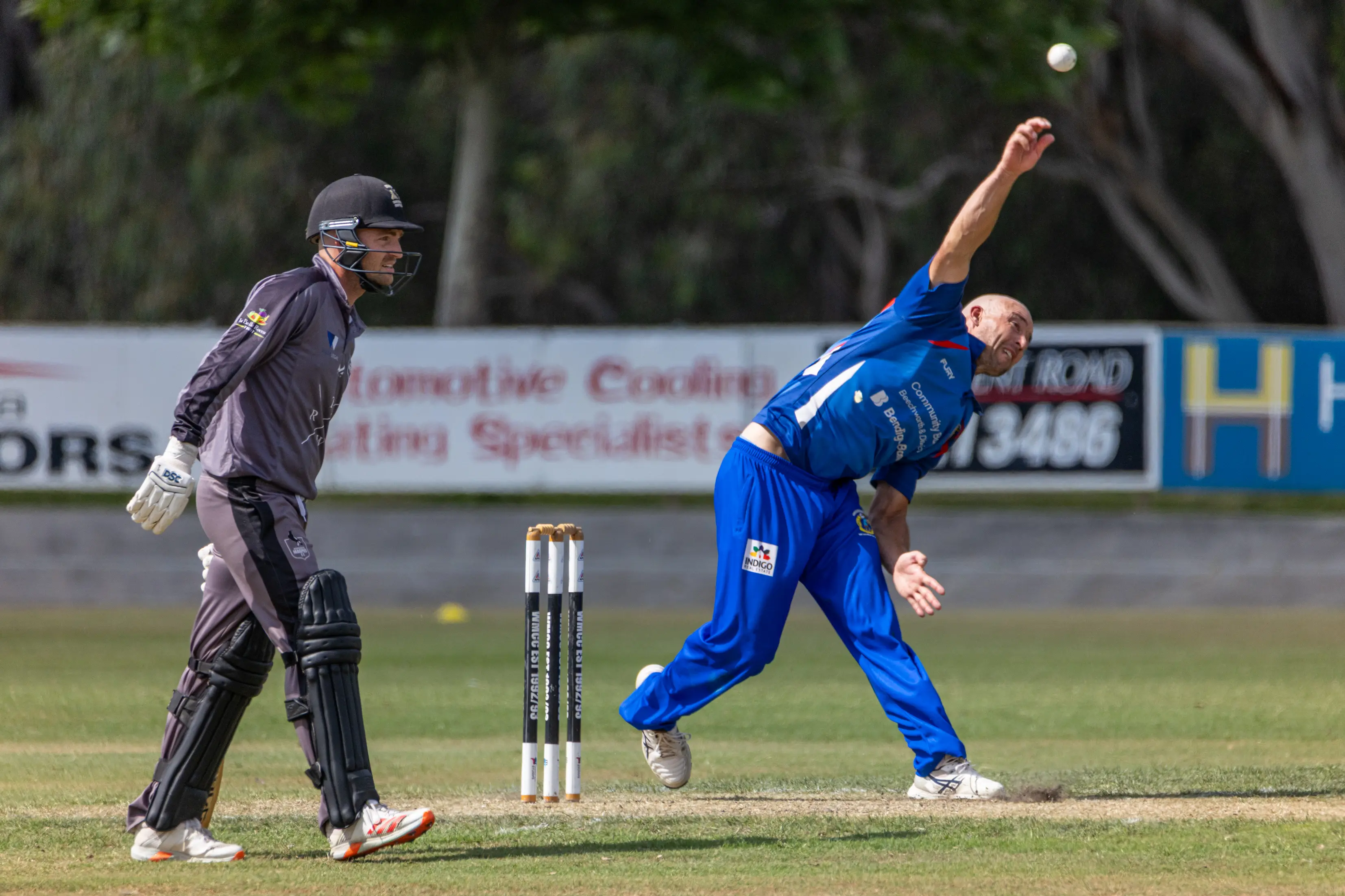 <p>MATCH WINNER: Kayde Surrey, pictured with the ball against Wangaratta last week, has played two straight key innings with the bat for Beechworth, helping them to two straight wins. PHOTO: Marc Bongers</p>\\n